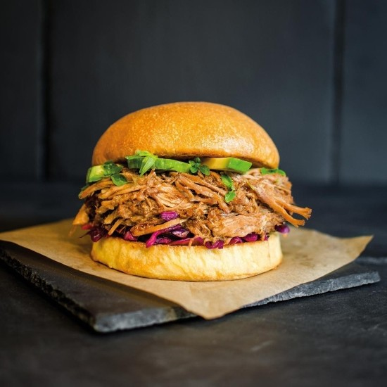 Hénaff Pulled Pork – Ready-to-Use Foodservice Solution | Roll 1 KG