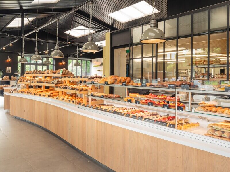 Refrigerated bakery display case