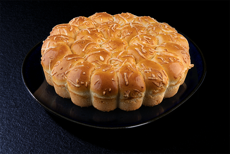 Garlic & Cheese Pull-Apart Brioche