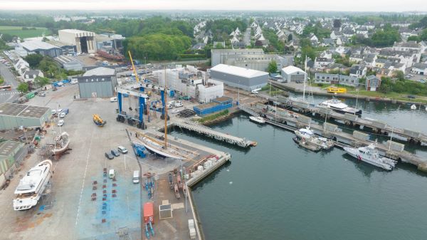 Superyacht refit